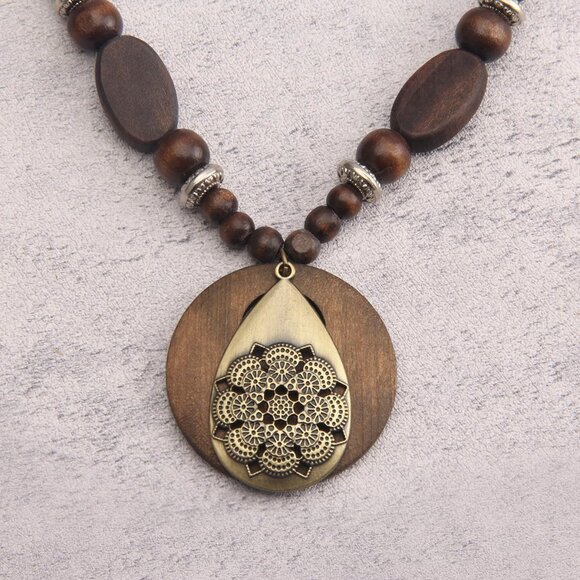 Boho Necklaces for Women Long Wooden Pendant Vintage Necklace Sweater Chain Neck - Picture 2 of 7